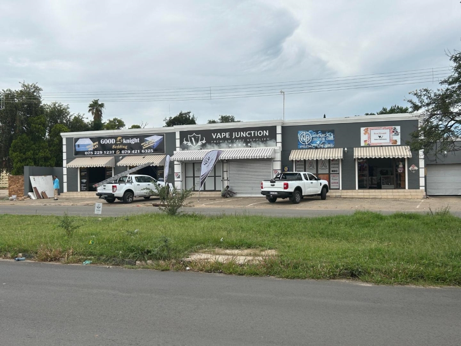 To Let commercial Property for Rent in Wilkoppies North West